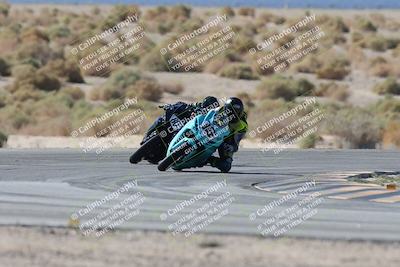 media/Oct-05-2025-CVMA (Sun) [[beeef4f201]]/Race 2-Supersport Middleweight/